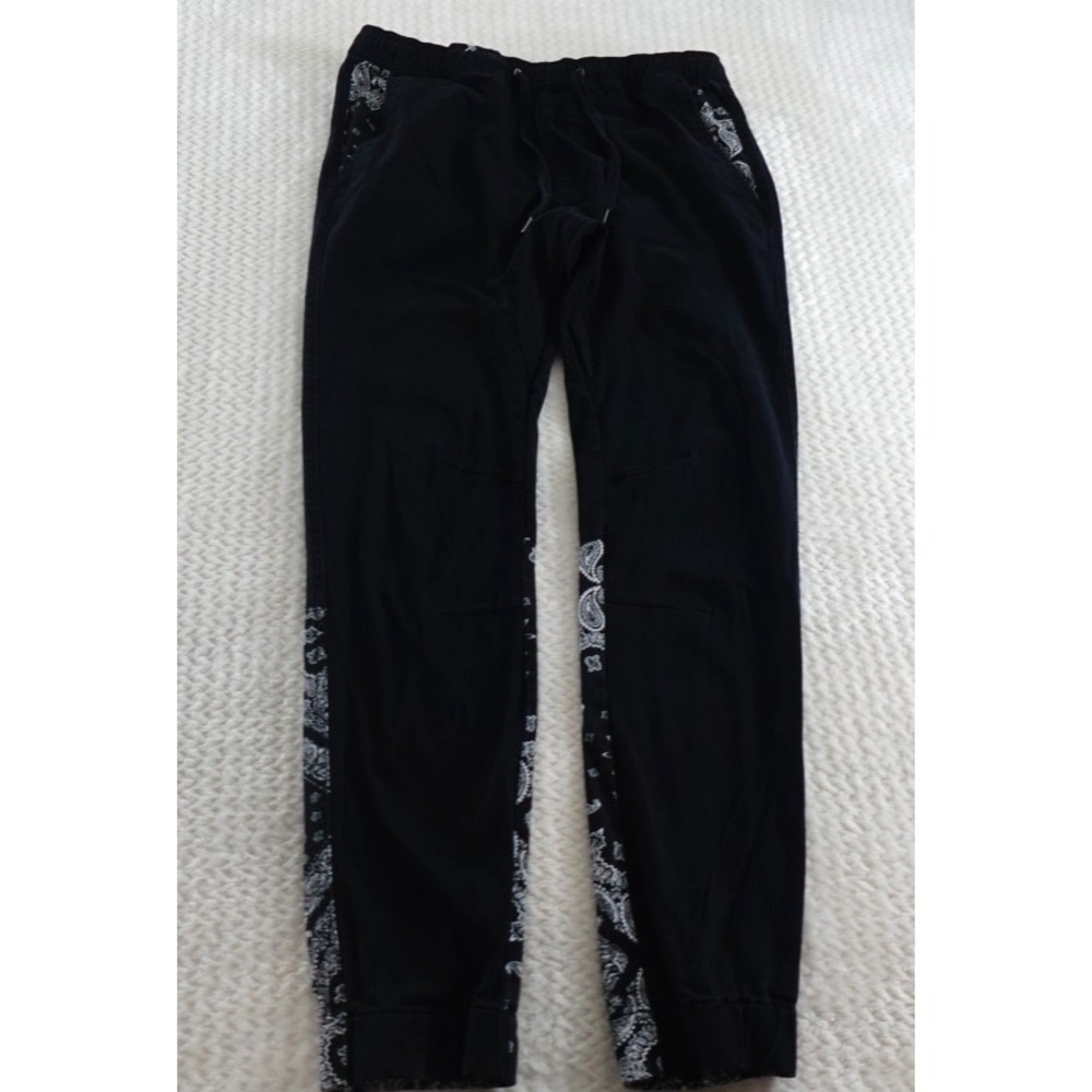 CJ Black Most Wanted Jogger Mens Size M Zip Pockets Black